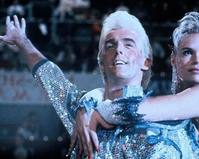 Танцы без правил (1992) в хорошем качестве смотреть онлайн Танцы без правил (1992) фильм в хорошем качестве смотреть онлайн