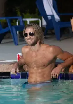 Стоянка (2017) в хорошем качестве смотреть онлайн Стоянка (2017) фильм в хорошем качестве смотреть онлайн