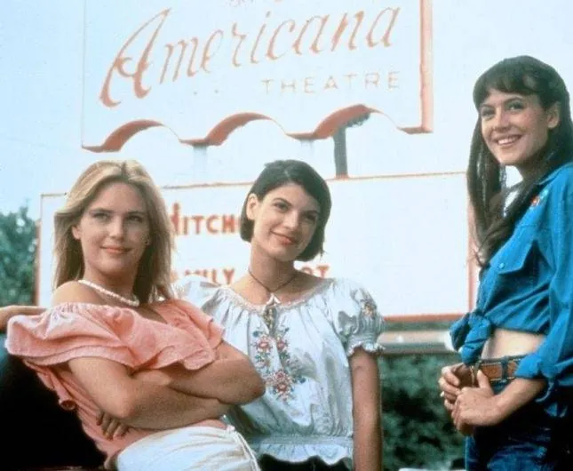 Под кайфом и в смятении (1993) смотреть онлайн бесплатно Под кайфом и в смятении (1993) фильм смотреть онлайн бесплатно