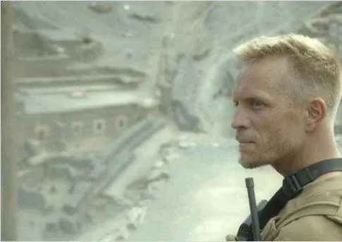 Ни на небесах, ни на земле (2015) смотреть онлайн Ни на небесах, ни на земле (2015) фильм смотреть онлайн