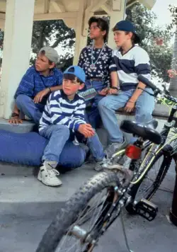 Три ниндзя: Костяшки вверх (1995) смотреть онлайн бесплатно Три ниндзя: Костяшки вверх (1995) фильм смотреть онлайн бесплатно