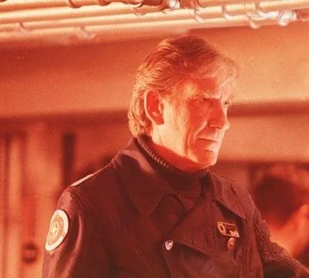 Командир эскадрильи (1999) в хорошем качестве смотреть онлайн Командир эскадрильи (1999) фильм в хорошем качестве смотреть онлайн