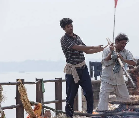 Улетай один (2015) в хорошем качестве смотреть онлайн Улетай один (2015) фильм в хорошем качестве смотреть онлайн