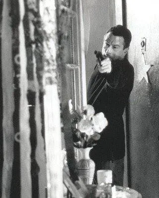 Без изъяна (1999) смотреть онлайн бесплатно Без изъяна (1999) фильм смотреть онлайн бесплатно