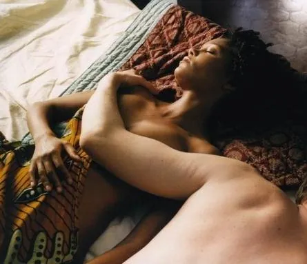 Осажденные (1998) смотреть онлайн бесплатно Осажденные (1998) фильм смотреть онлайн бесплатно