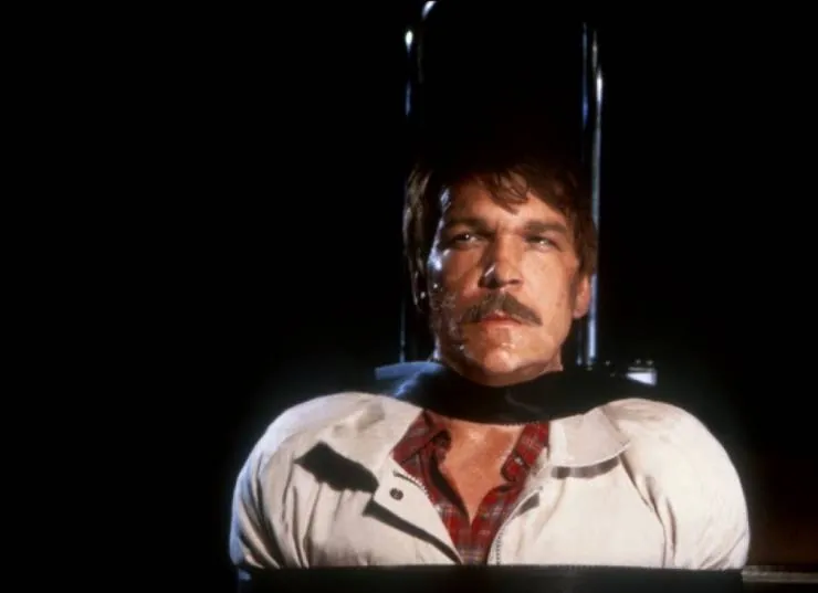 Хэллоуин 3: Сезон ведьм (1982) смотреть онлайн Хэллоуин 3: Сезон ведьм (1982) фильм смотреть онлайн