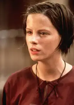 Разрушенный дворец (1999) смотреть онлайн бесплатно Разрушенный дворец (1999) фильм смотреть онлайн бесплатно