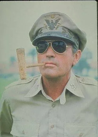 МакАртур (1977) в хорошем качестве смотреть онлайн МакАртур (1977) фильм в хорошем качестве смотреть онлайн