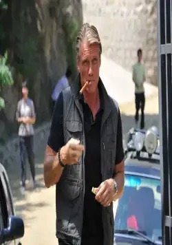 Легенды: Гробница дракона (2013) в хорошем качестве смотреть онлайн Легенды: Гробница дракона (2013) фильм в хорошем качестве смотреть онлайн