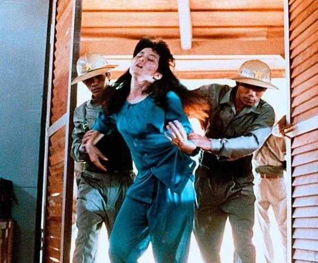 Не отступать и не сдаваться 2: Штормовое предупреждение (1987) смотреть онлайн Не отступать и не сдаваться 2: Штормовое предупреждение (1987) фильм смотреть онлайн