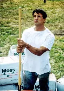 Ангел мести (2002) в хорошем качестве смотреть онлайн Ангел мести (2002) фильм в хорошем качестве смотреть онлайн