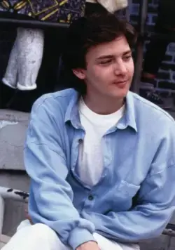 Милашка в розовом (1986) смотреть онлайн Милашка в розовом (1986) фильм смотреть онлайн