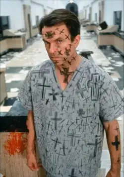 В пасти безумия (1994) смотреть онлайн В пасти безумия (1994) фильм смотреть онлайн