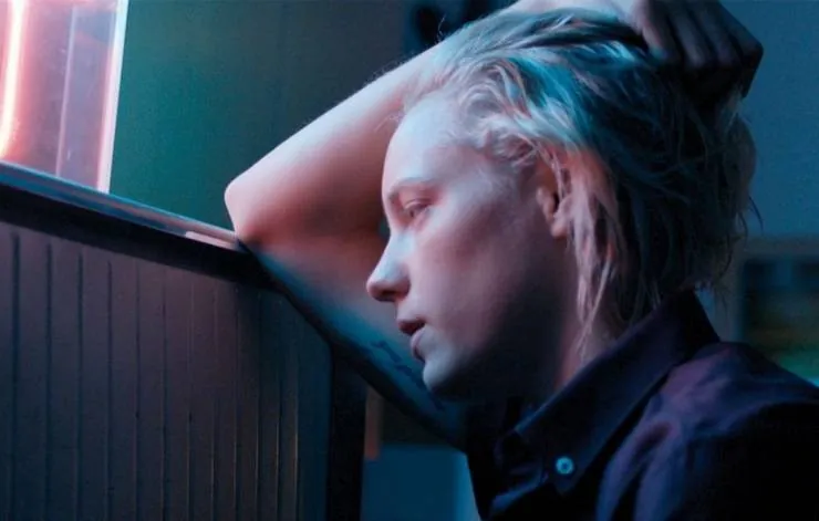 Ниже её губ (2016) смотреть онлайн Ниже её губ (2016) фильм смотреть онлайн