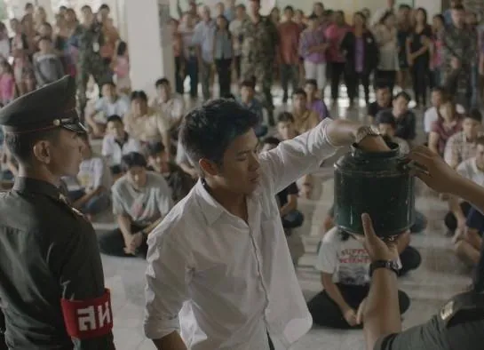 Как выигрывать в шашки (2015) смотреть онлайн бесплатно Как выигрывать в шашки (2015) фильм смотреть онлайн бесплатно