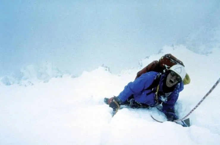 Касаясь пустоты (2003) в хорошем качестве смотреть онлайн Касаясь пустоты (2003) фильм в хорошем качестве смотреть онлайн