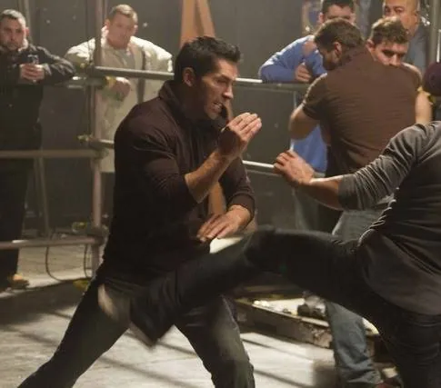 Хулиганы 3 (2013) в хорошем качестве смотреть онлайн Хулиганы 3 (2013) фильм в хорошем качестве смотреть онлайн