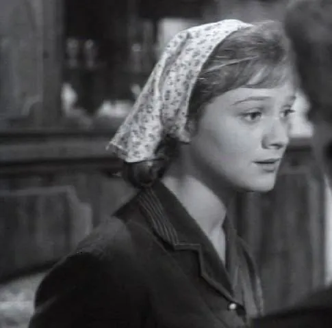 Большие и маленькие (1963) смотреть онлайн бесплатно Большие и маленькие (1963) фильм смотреть онлайн бесплатно