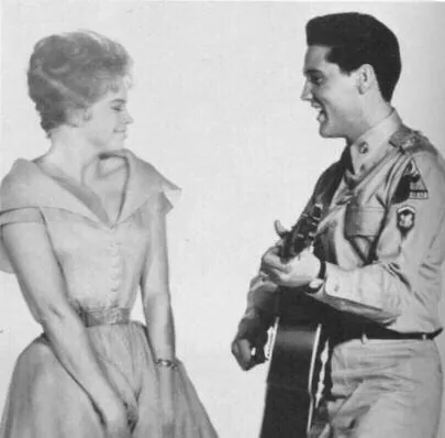 Солдатский блюз (1960) смотреть онлайн Солдатский блюз (1960) фильм смотреть онлайн