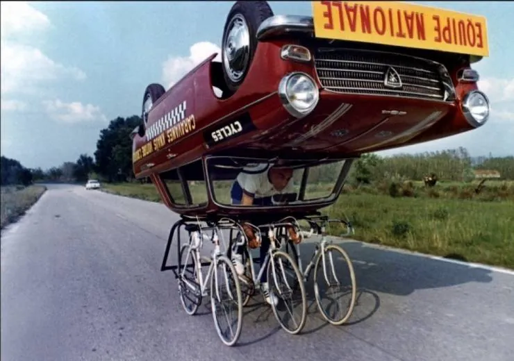 Сумасшедшие на стадионе (1972) смотреть онлайн бесплатно Сумасшедшие на стадионе (1972) фильм смотреть онлайн бесплатно