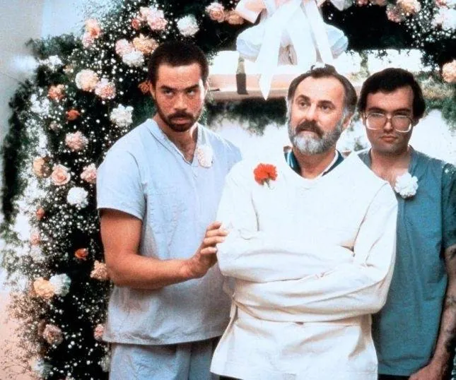 Молодость, больница, любовь (1982) смотреть онлайн бесплатно Молодость, больница, любовь (1982) фильм смотреть онлайн бесплатно