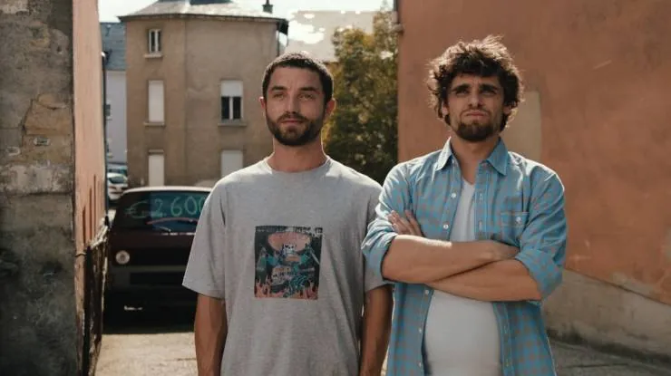 Дом на колёсах (2012) в хорошем качестве смотреть онлайн Дом на колёсах (2012) фильм в хорошем качестве смотреть онлайн