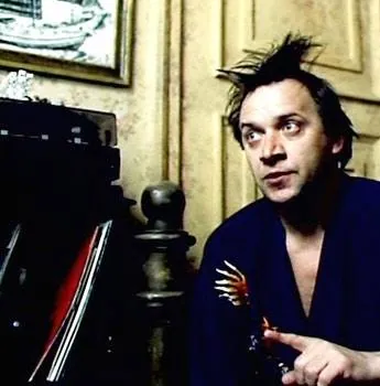 Лестница (1989) в хорошем качестве смотреть онлайн Лестница (1989) фильм в хорошем качестве смотреть онлайн