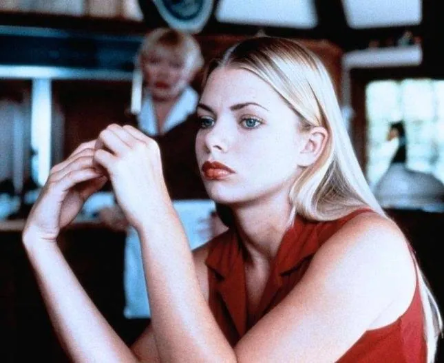 Ядовитый плющ: Новое совращение (1996) смотреть онлайн бесплатно Ядовитый плющ: Новое совращение (1996) фильм смотреть онлайн бесплатно