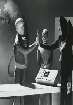 Вторжение звездных кораблей (1977) смотреть онлайн Вторжение звездных кораблей (1977) фильм смотреть онлайн