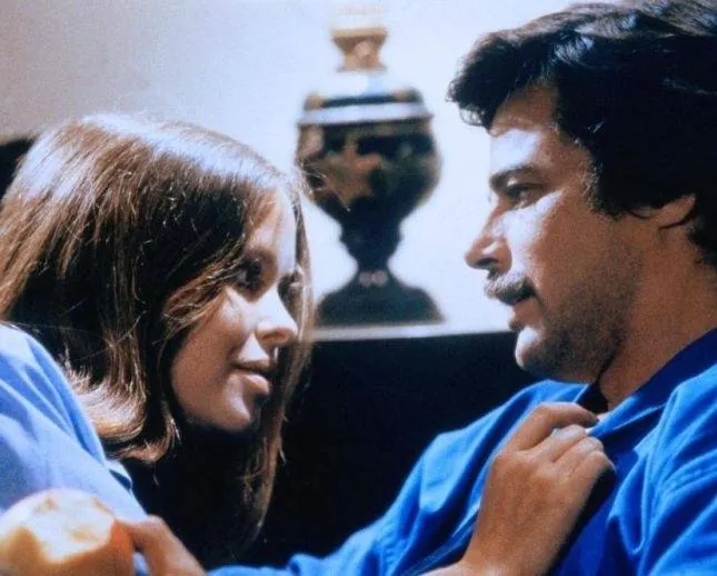 Короткая ночь стеклянных кукол (1971) смотреть онлайн Короткая ночь стеклянных кукол (1971) фильм смотреть онлайн