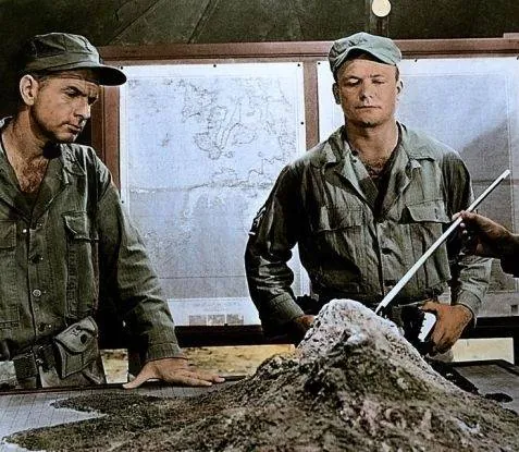 Нагие и мертвые (1958) в хорошем качестве смотреть онлайн Нагие и мертвые (1958) фильм в хорошем качестве смотреть онлайн