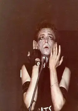 Взломщик (1987) смотреть онлайн Взломщик (1987) фильм смотреть онлайн