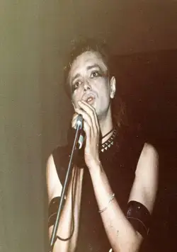 Взломщик (1987) в хорошем качестве смотреть онлайн Взломщик (1987) фильм в хорошем качестве смотреть онлайн