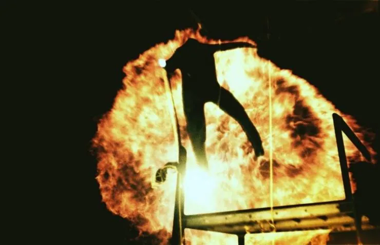 Ползи или умри (2014) в хорошем качестве смотреть онлайн Ползи или умри (2014) фильм в хорошем качестве смотреть онлайн