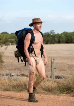 Голый романтик (2019) в хорошем качестве смотреть онлайн Голый романтик (2019) фильм в хорошем качестве смотреть онлайн