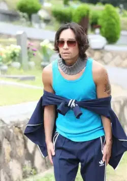 Только через мой труп (2012) в хорошем качестве смотреть онлайн Только через мой труп (2012) фильм в хорошем качестве смотреть онлайн