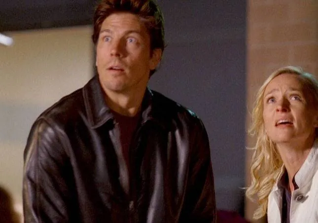 Столкновение (2010) в хорошем качестве смотреть онлайн Столкновение (2010) фильм в хорошем качестве смотреть онлайн