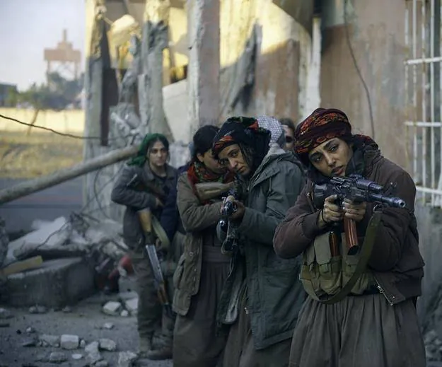 Девушки солнца (2018) смотреть онлайн Девушки солнца (2018) фильм смотреть онлайн