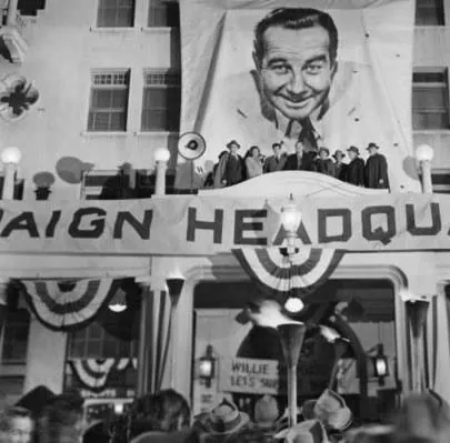 Вся королевская рать (1949) смотреть онлайн Вся королевская рать (1949) фильм смотреть онлайн