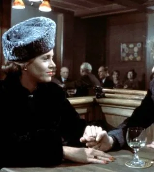 Джулия (1977) в хорошем качестве смотреть онлайн Джулия (1977) фильм в хорошем качестве смотреть онлайн