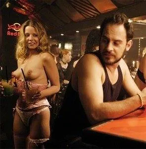 Элементарные частицы (2006) в хорошем качестве смотреть онлайн Элементарные частицы (2006) фильм в хорошем качестве смотреть онлайн