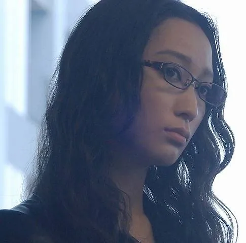 Платиновые данные (2013) в хорошем качестве смотреть онлайн Платиновые данные (2013) фильм в хорошем качестве смотреть онлайн