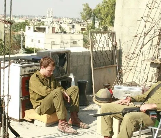 Зажечь в Касбе (2012) смотреть онлайн бесплатно Зажечь в Касбе (2012) фильм смотреть онлайн бесплатно