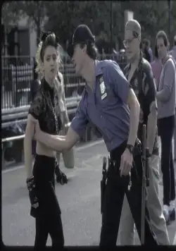 Отчаянно ищу Сьюзэн (1985) в хорошем качестве смотреть онлайн Отчаянно ищу Сьюзэн (1985) фильм в хорошем качестве смотреть онлайн