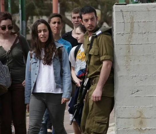 Молодёжь (2013) смотреть онлайн Молодёжь (2013) фильм смотреть онлайн