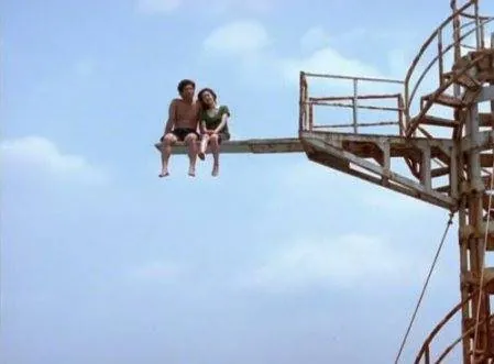 Отель «Птичья клетка» (1998) смотреть онлайн Отель «Птичья клетка» (1998) фильм смотреть онлайн