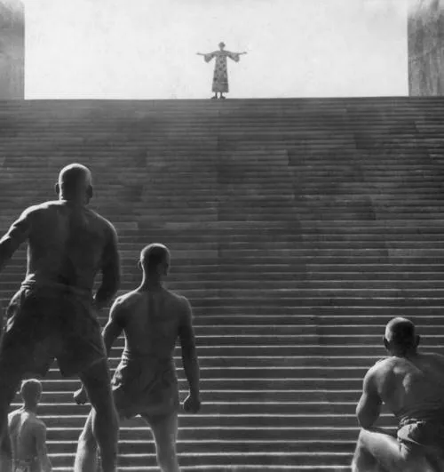 Метрополис (1927) смотреть онлайн бесплатно Метрополис (1927) фильм смотреть онлайн бесплатно