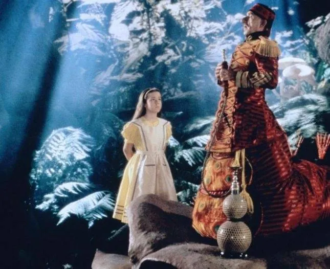 Алиса в стране чудес (1999) смотреть онлайн бесплатно Алиса в стране чудес (1999) фильм смотреть онлайн бесплатно