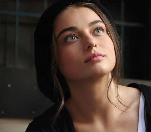 Милая и опасная (2015) смотреть онлайн бесплатно Милая и опасная (2015) фильм смотреть онлайн бесплатно