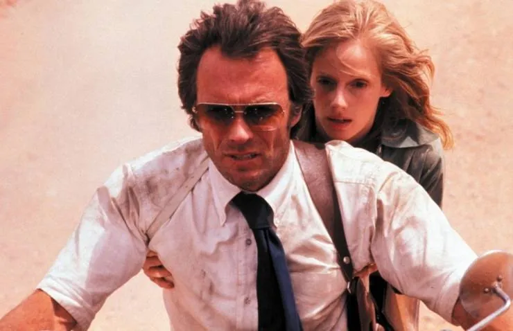 Сквозь строй (1977) в хорошем качестве смотреть онлайн Сквозь строй (1977) фильм в хорошем качестве смотреть онлайн